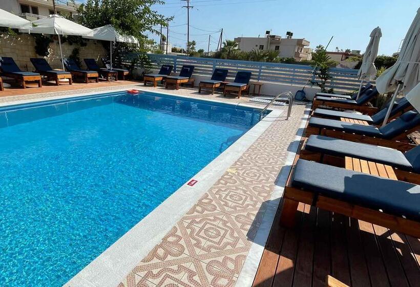 בית מלון כפרי Kaissa Beach