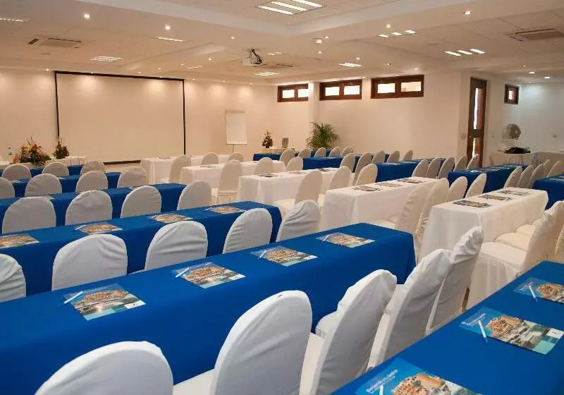 Marinaterra Hotel & Spa