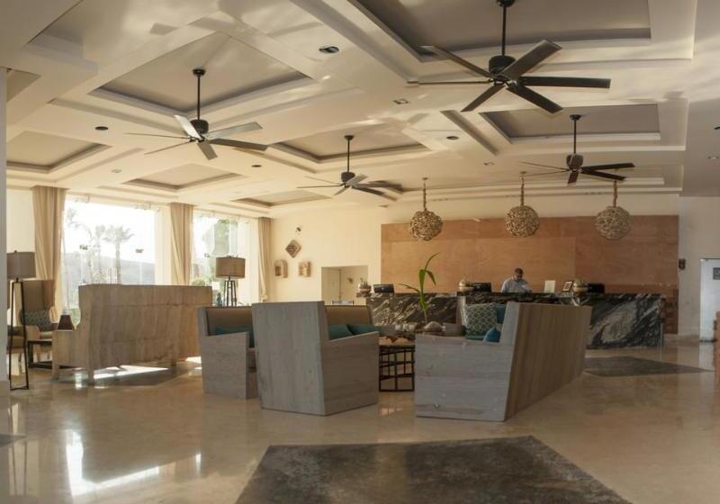 Marinaterra Hotel & Spa