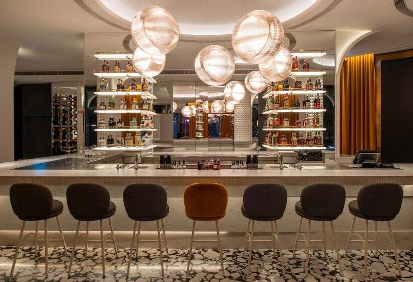 هتل Mondrian Hong Kong