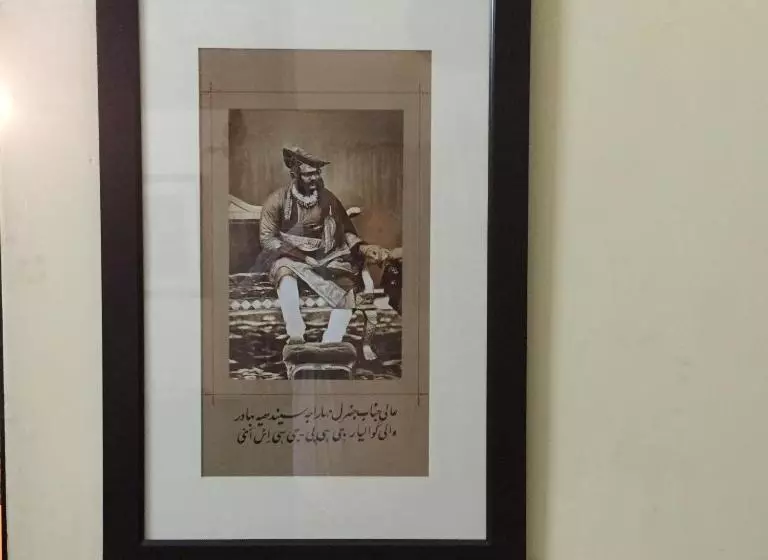 Отель Newtons Manor