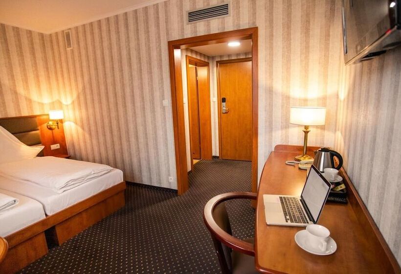 Premium Hotel Bacero Wrocław