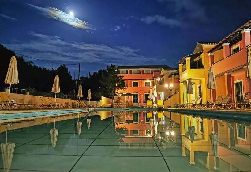 בית מלון כפרי Sellas