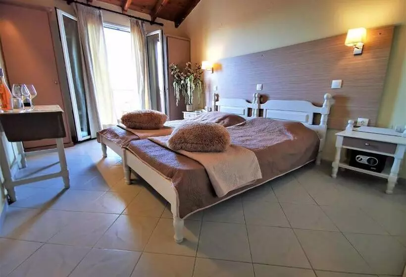 בית מלון כפרי Sellas