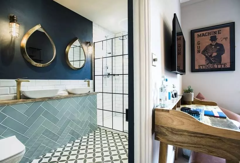 호텔 The Lodge Duxford