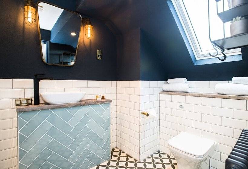 בית מלון כפרי The Lodge Duxford