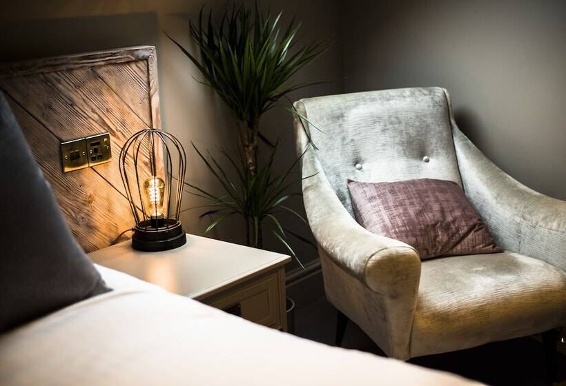 בית מלון כפרי The Lodge Duxford