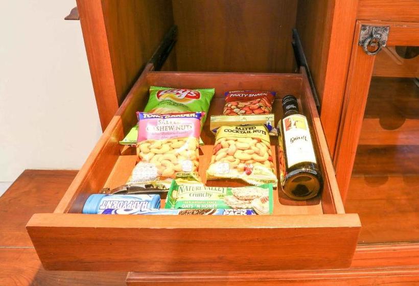 فندق Waterstones