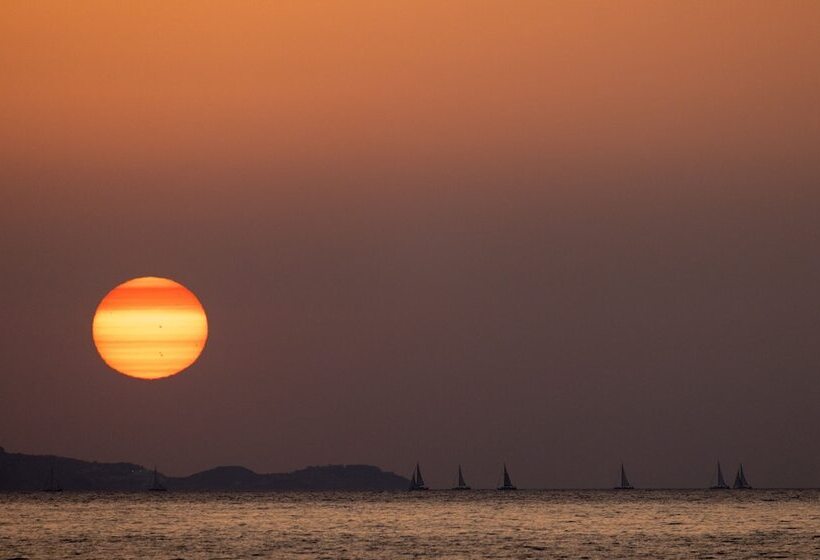 Knossos Beach Bungalows Suites Resort & Spa