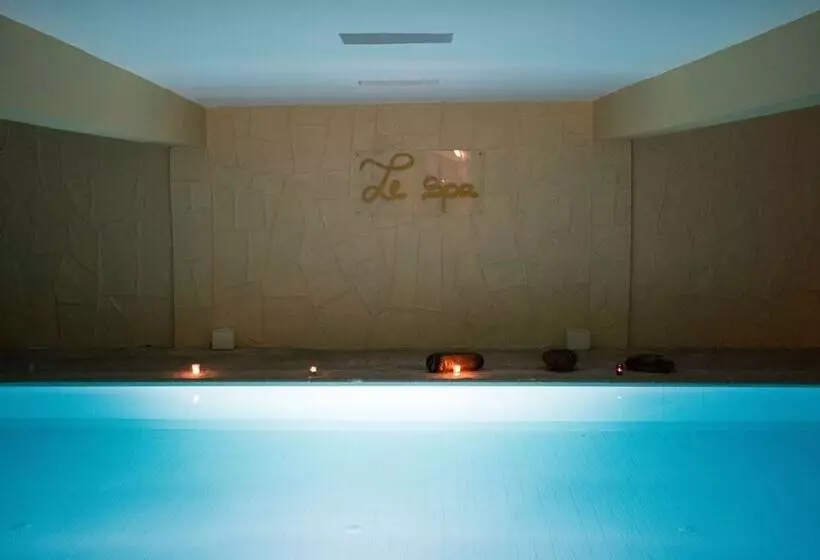 Palais Jena Hotel & Spa