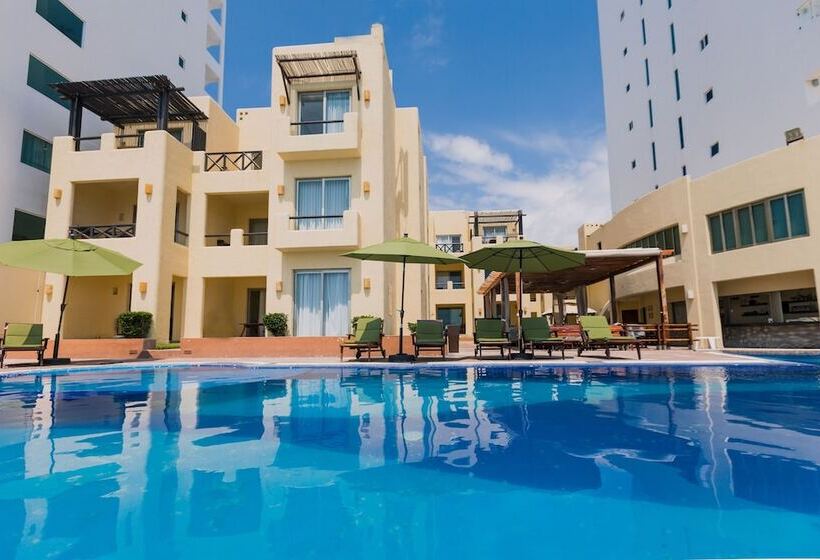 Zafiro Beach Boutique Resort