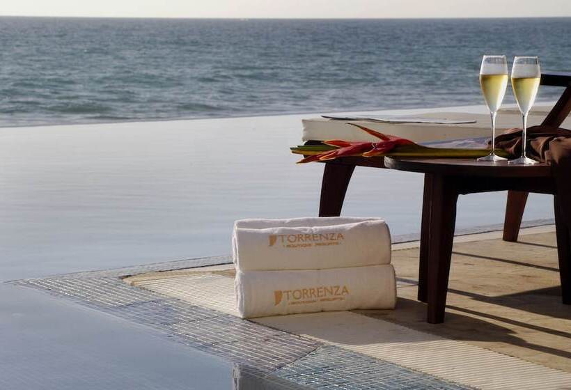 Zafiro Beach Boutique Resort