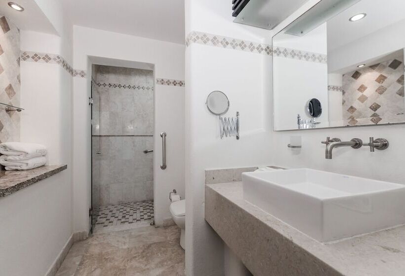 Zafiro Beach Boutique Resort