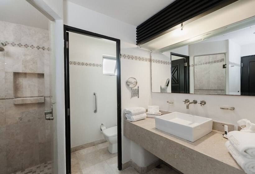 Zafiro Beach Boutique Resort