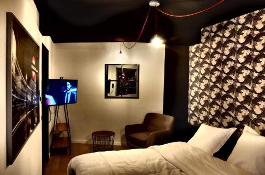 ベッドアンドブレックファースト Barotel Bed & Dinner