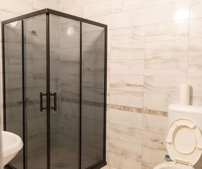 تختخواب و صبحانه Park