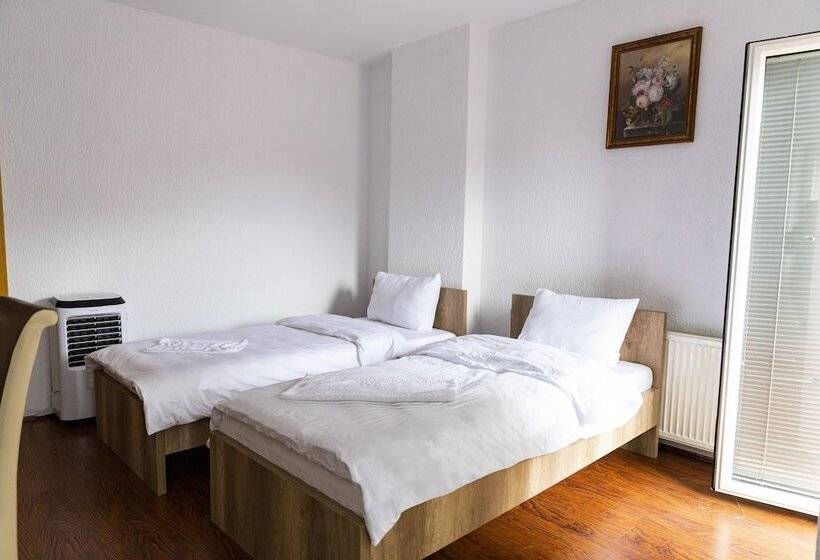 تختخواب و صبحانه Park