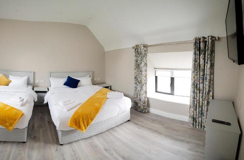 Bed and Breakfast The Leitrim Inn And Blueway Lodge