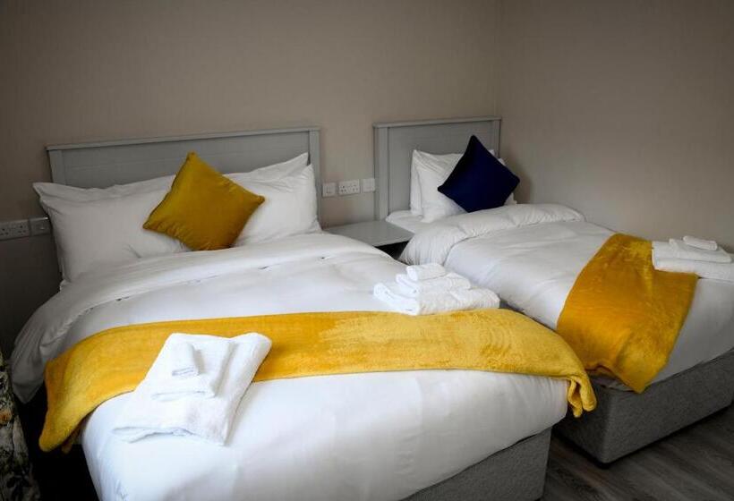 Bed and Breakfast The Leitrim Inn And Blueway Lodge