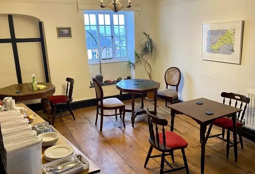 Aamiaismajoitus (B&B) The Tree Inn