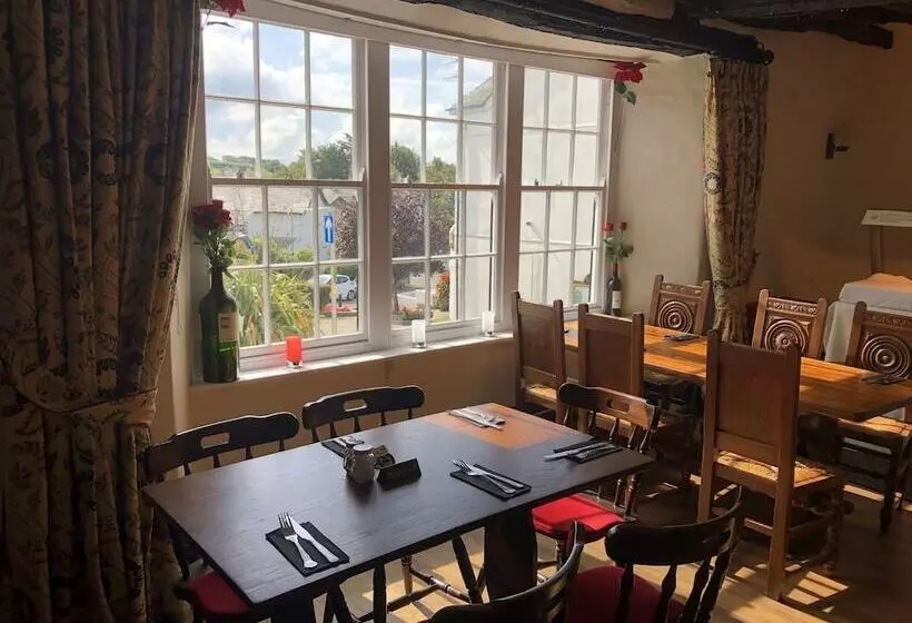 Aamiaismajoitus (B&B) The Tree Inn