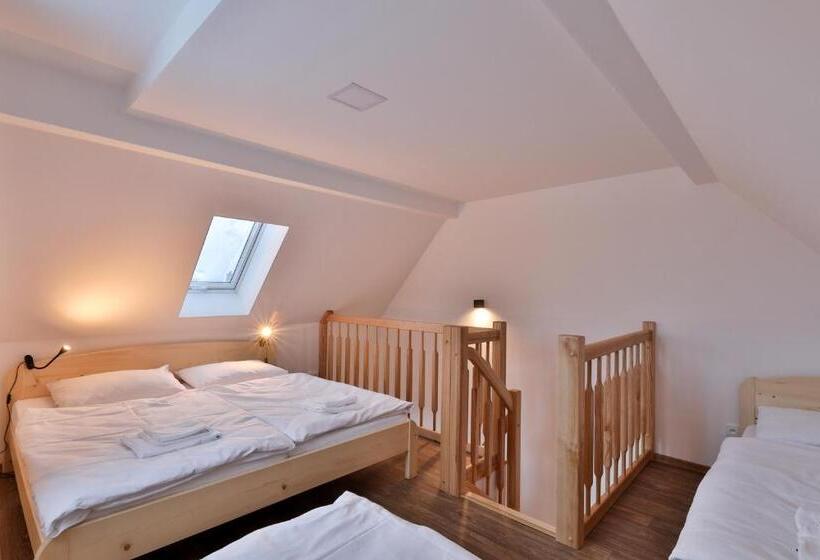 Apartmány Na Handě