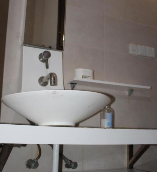 민박 State Residency