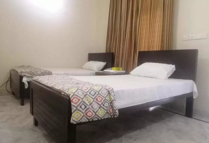 تختخواب و صبحانه State Residency