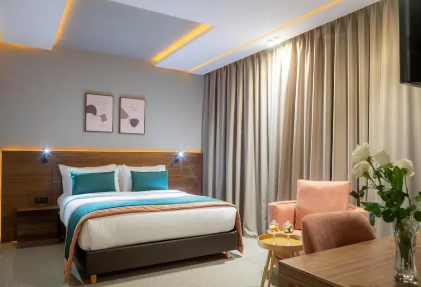 ホテル Eden Boutique