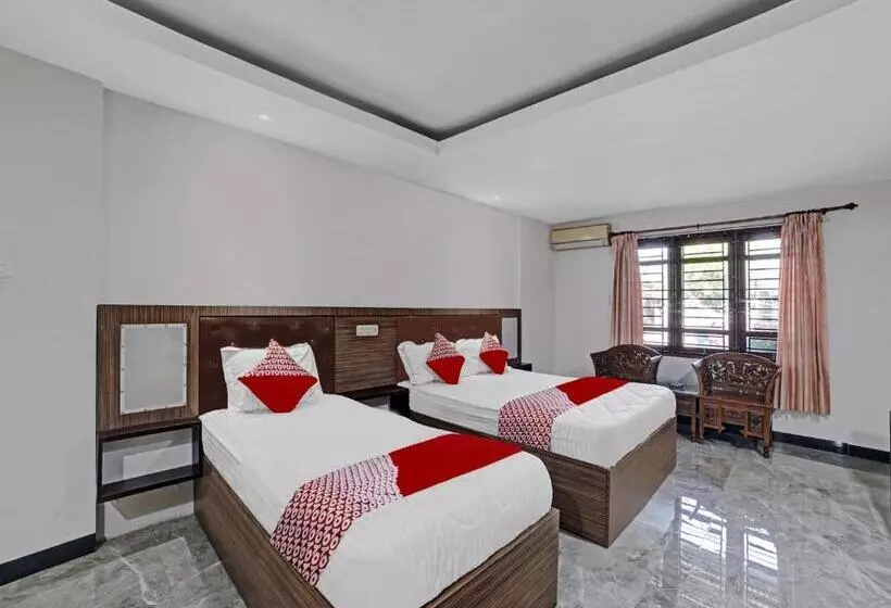 Hotelli Oyo 90487 Wisma Kuta Karang Baru