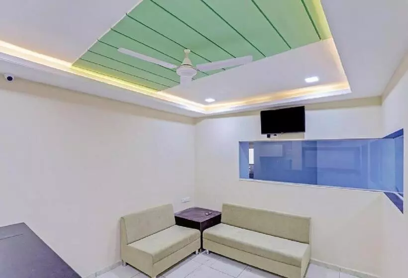 Hotelli Shiv Inn Vadodara