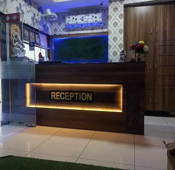 Hotelli Shiv Inn Vadodara
