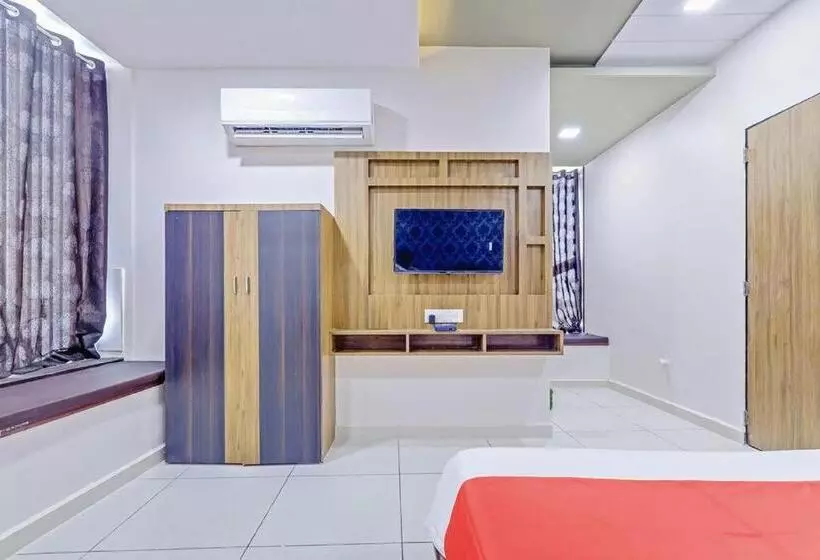 Hotelli Shiv Inn Vadodara