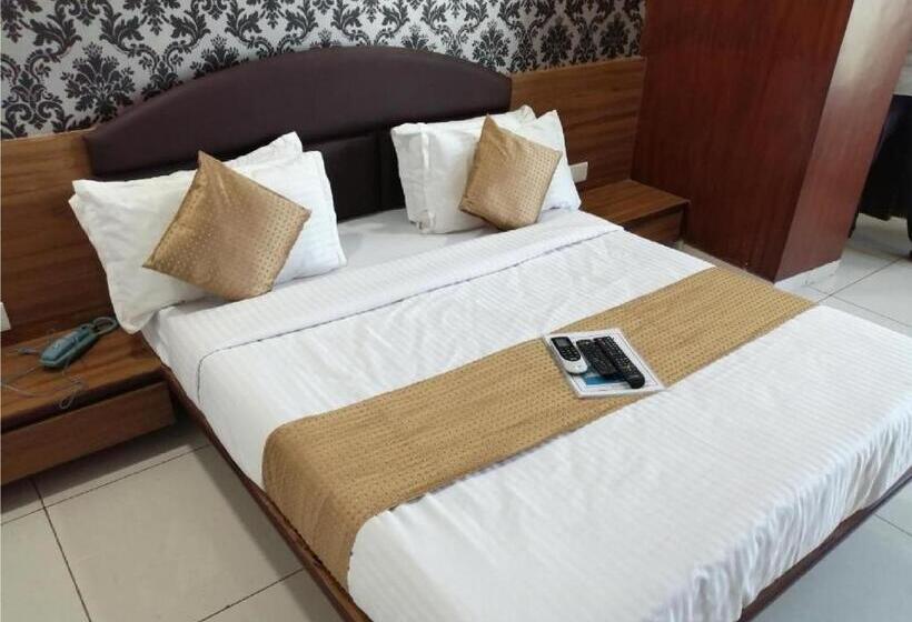 هتل Shiv Inn Vadodara