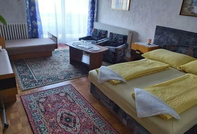 پانسیون Open Vendégház