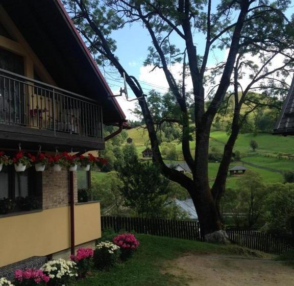 Pensiunea Casa Fierarul Din Bucovina