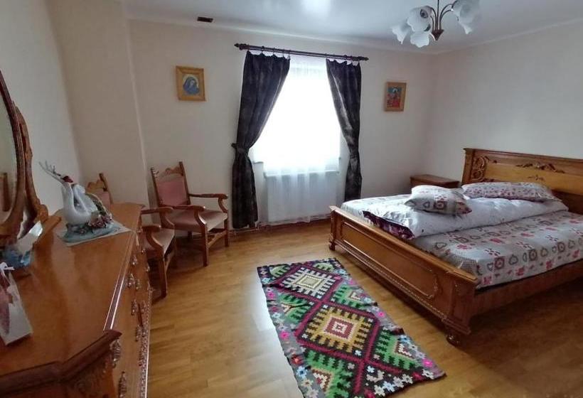 Pensiunea Casa Fierarul Din Bucovina