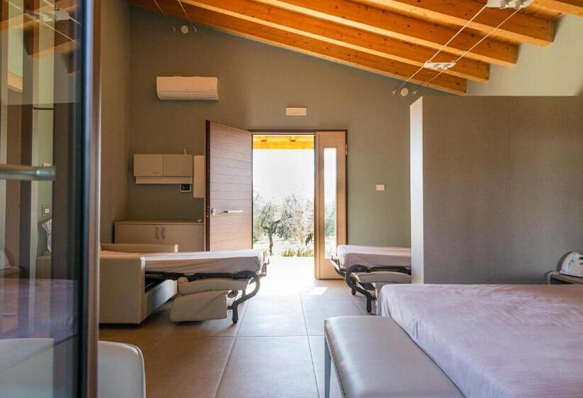 리조트 Antico Borgo Molino 7cento Vicino Ai Giardini Di Ninfa