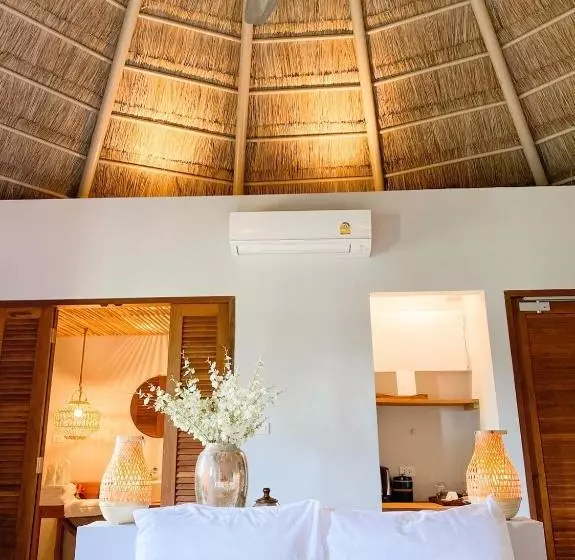 Lomakeskus The Mak Trat