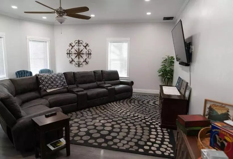 Aamiaismajoitus (B&B) Tyler Inn At Zion