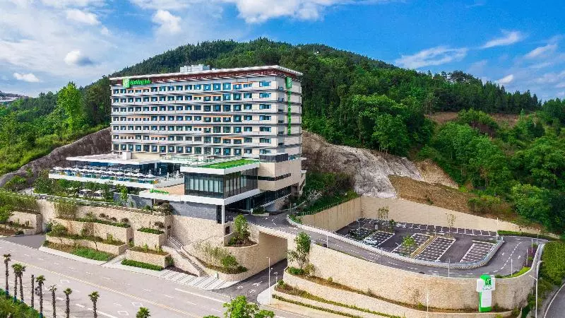 Hotelli Holiday Inn Tongren Wanshan, An Ihg