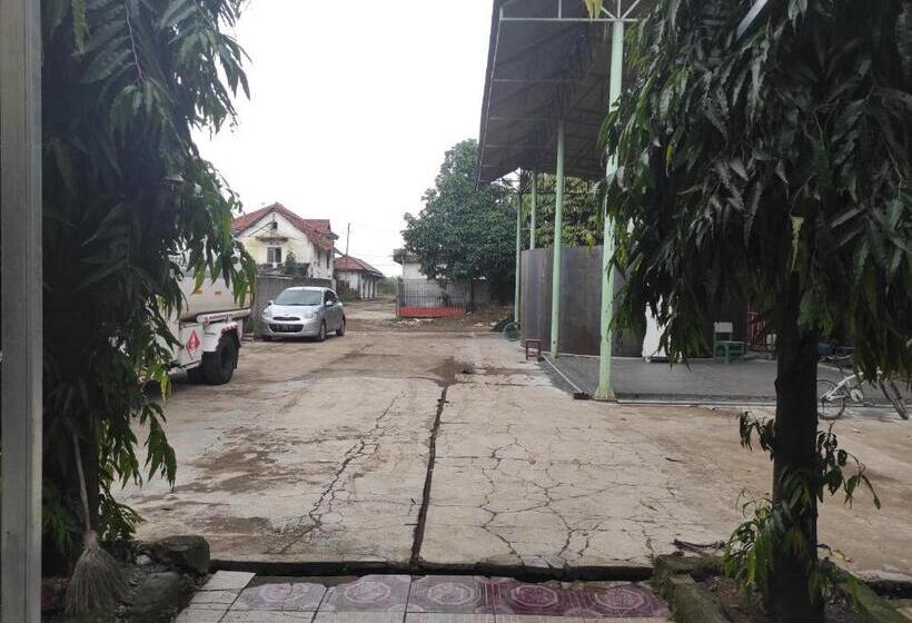 فندق Oyo 90333 Wisma Tenang Jaya Syariah