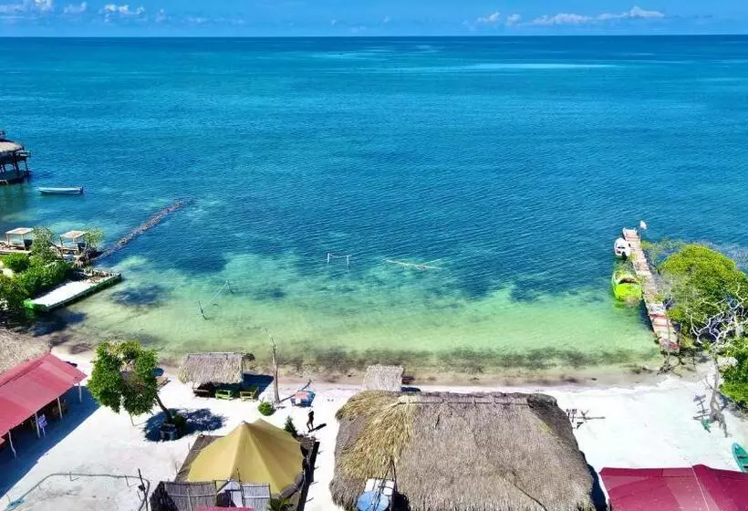 Hotelli Tintipan Ashram Hostel & Glamping