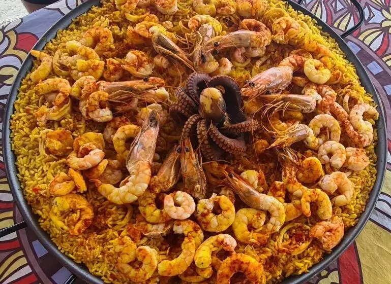 Hotelli Tintipan Ashram Hostel & Glamping