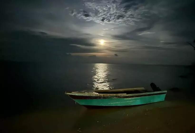 Hotelli Tintipan Ashram Hostel & Glamping