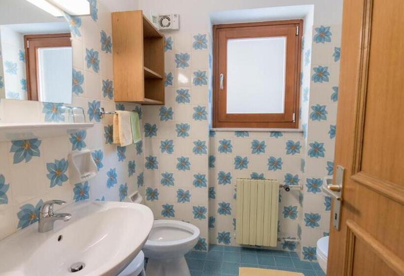 민박 Garni La Vara