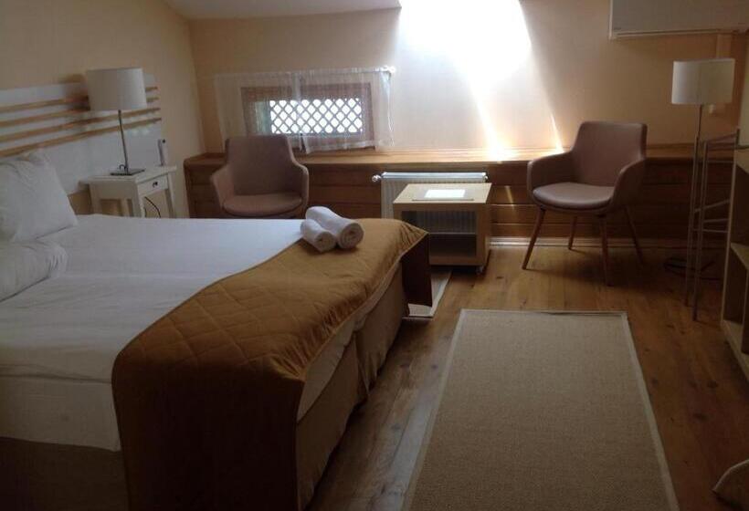 בית מלון כפרי Camlihemsin Tasmektep