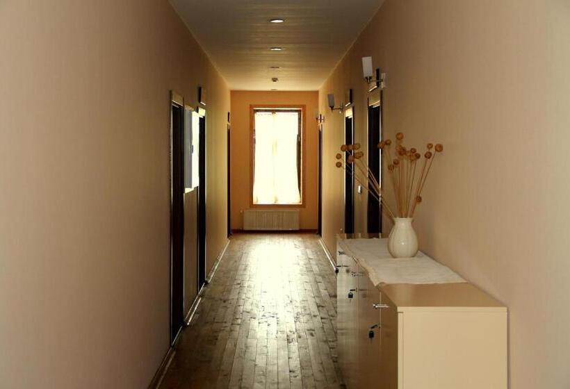 בית מלון כפרי Camlihemsin Tasmektep