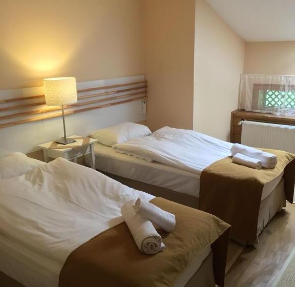 בית מלון כפרי Camlihemsin Tasmektep