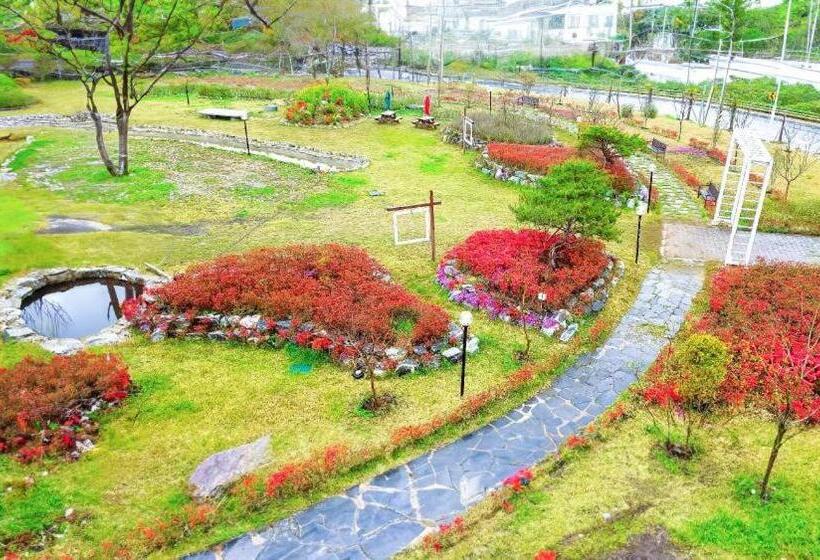 Lumia Hotel & Resort